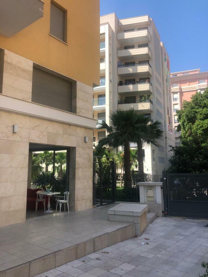 West Bay Apartment Menton Bagian luar foto